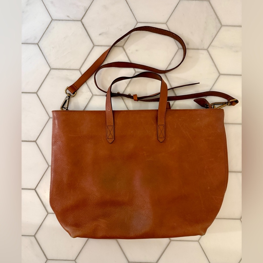 Madewell zippered leather transport tote